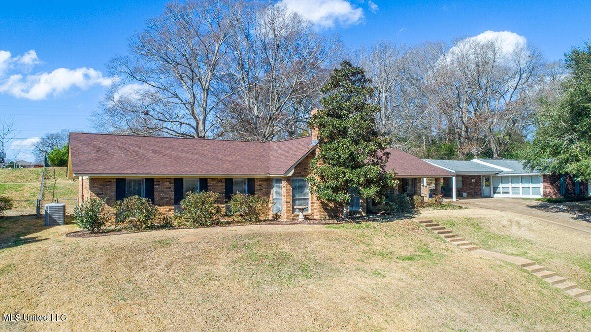 125 N Temple Road, Natchez, Mississippi image 2