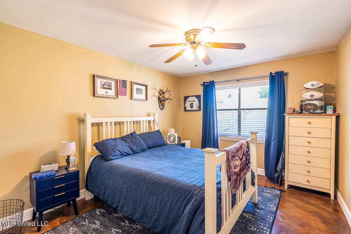125 N Temple Road, Natchez, Mississippi image 21