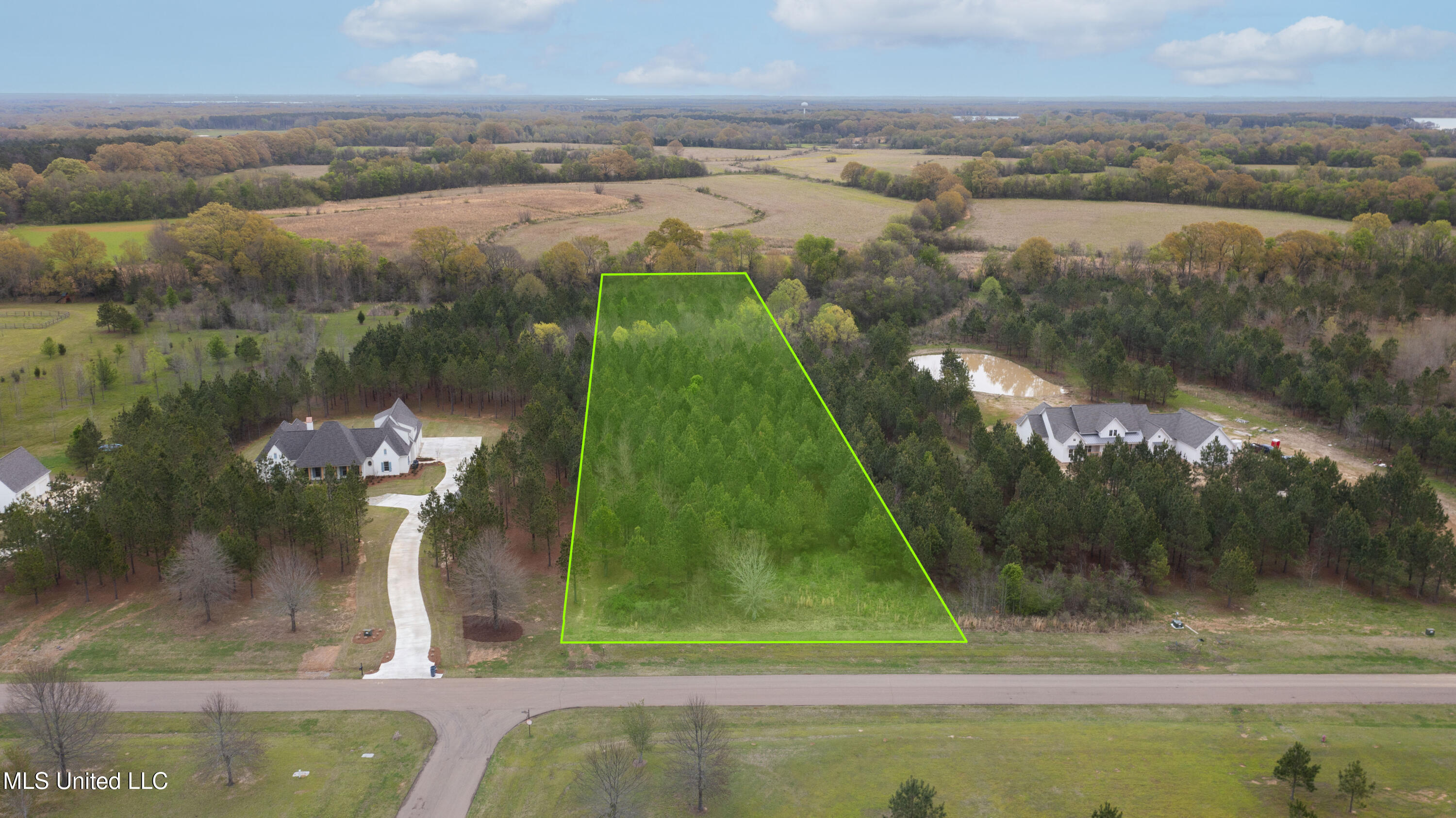 Windermere Boulevard, Madison, Mississippi image 1