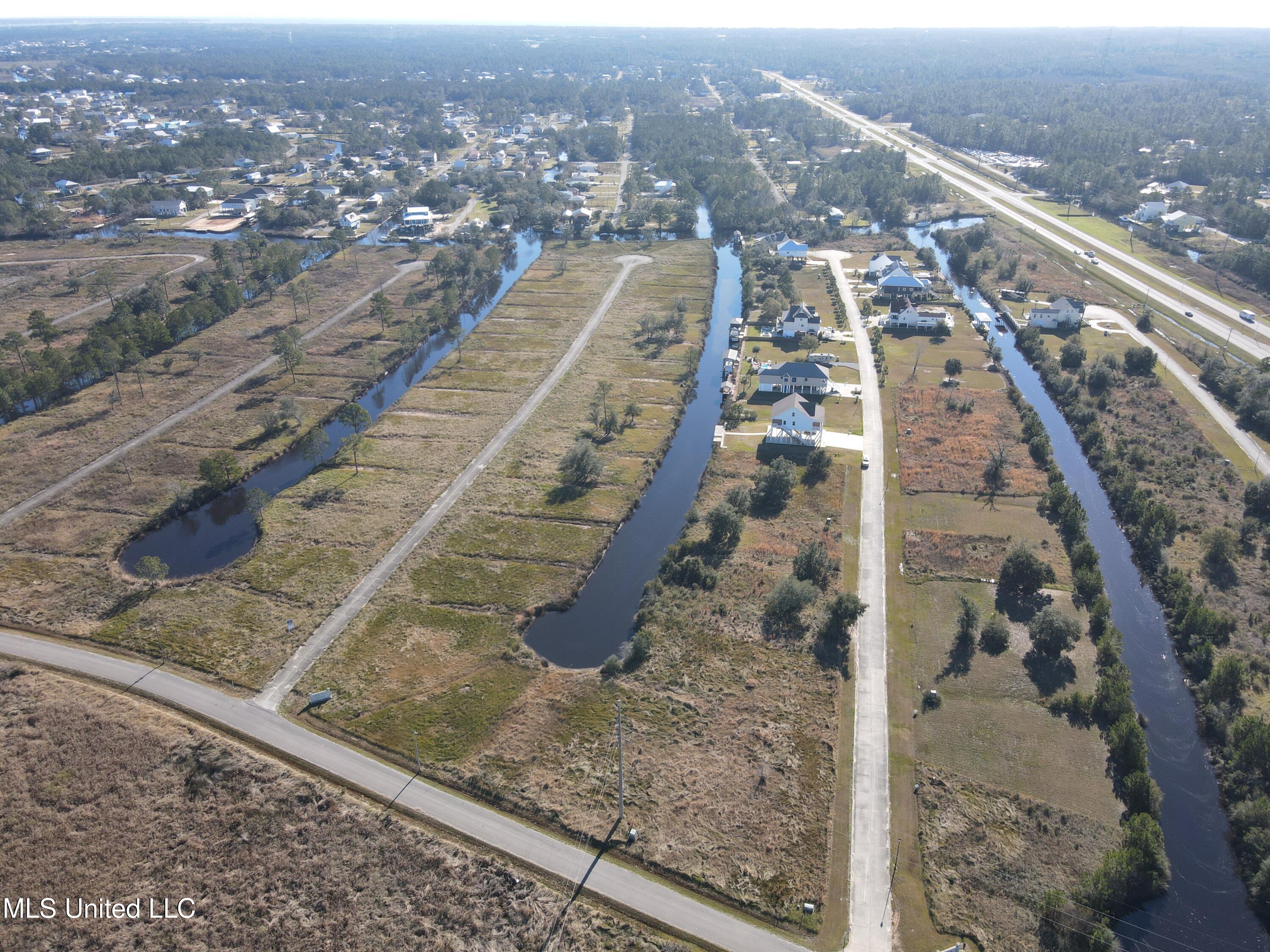 Atlantis Drive, Bay Saint Louis, Mississippi image 7