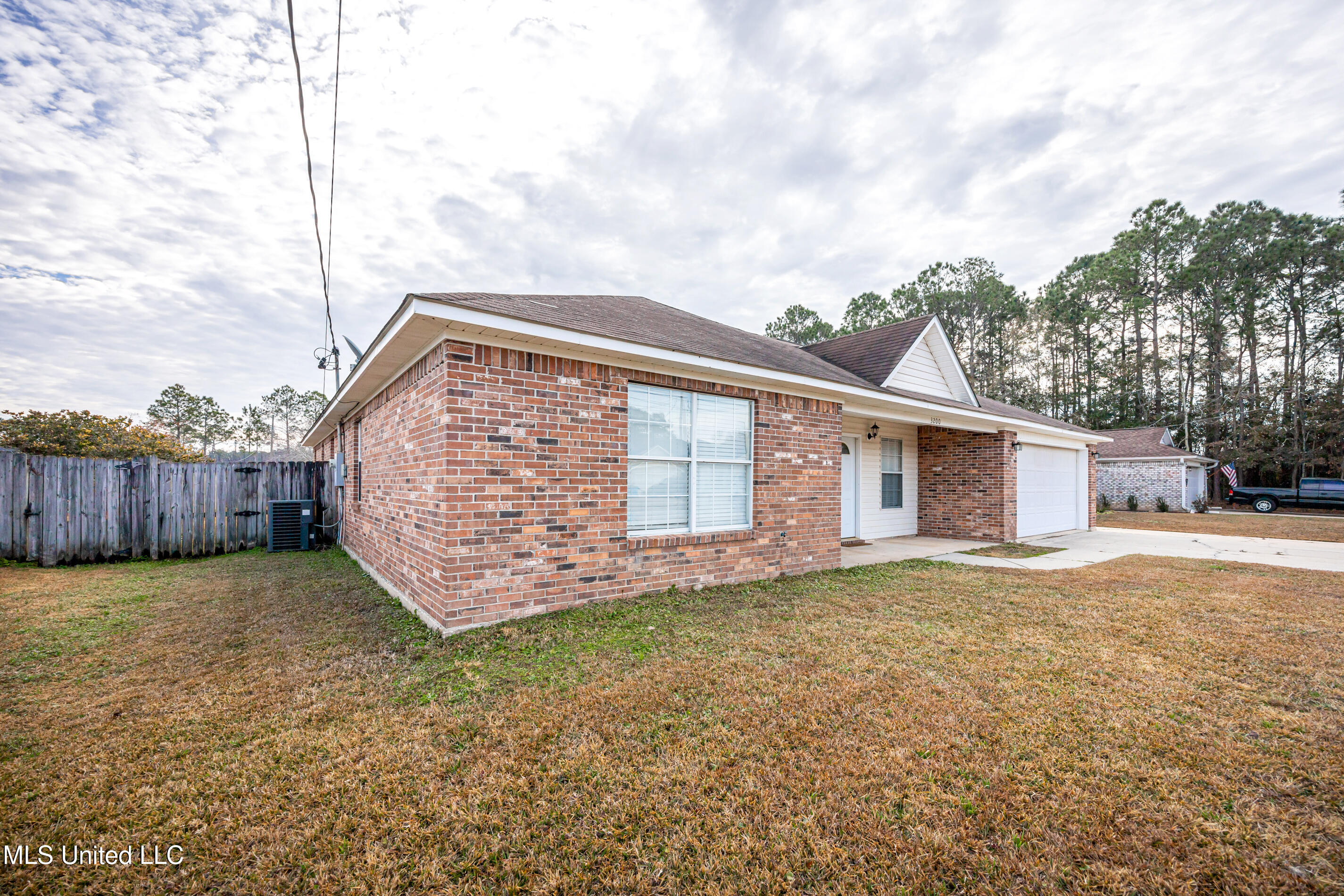 3200 N 10th Street, Ocean Springs, Mississippi image 42