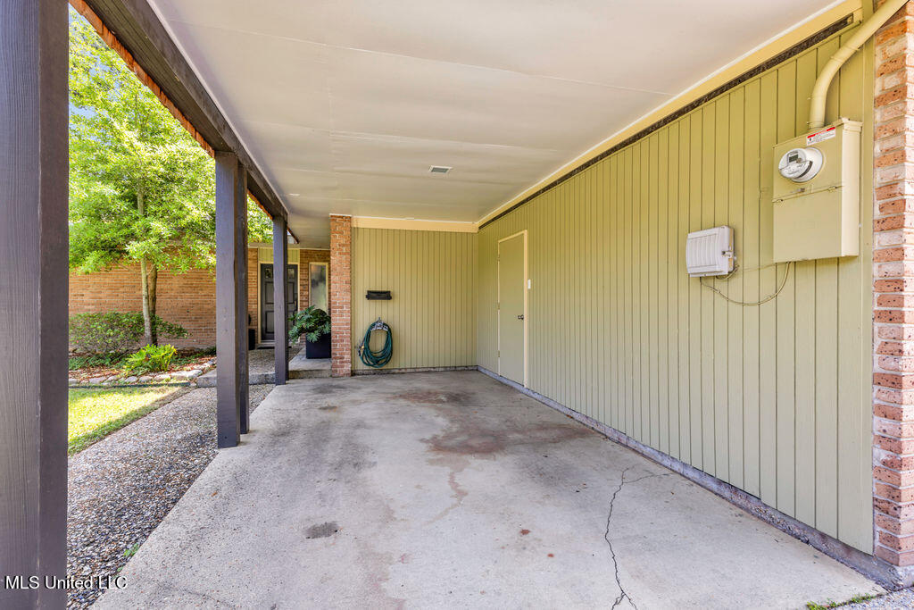 426 Donwood Place, Biloxi, Mississippi image 49