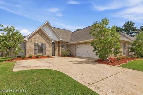 Homes For Sale - 156 Magnolia Place Circle<br/> Brandon, MS 39047