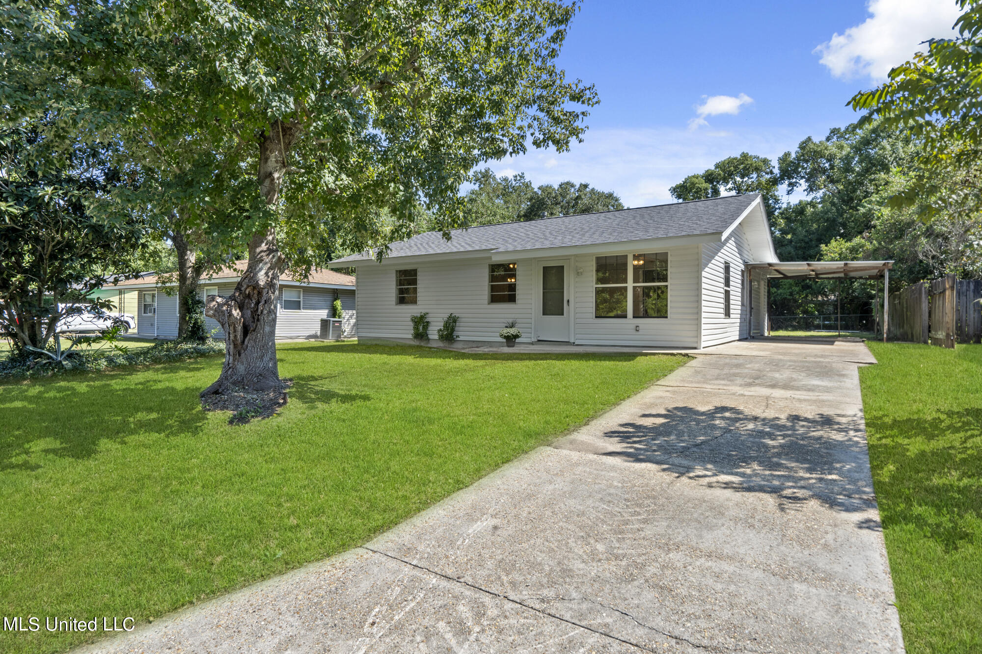 2906 Audubon Drive, Gulfport, Mississippi image 1