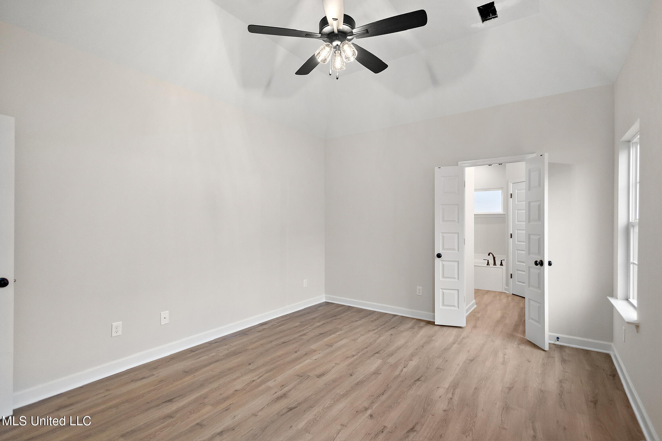 2245 Franklin Drive, Southaven, Mississippi image 15