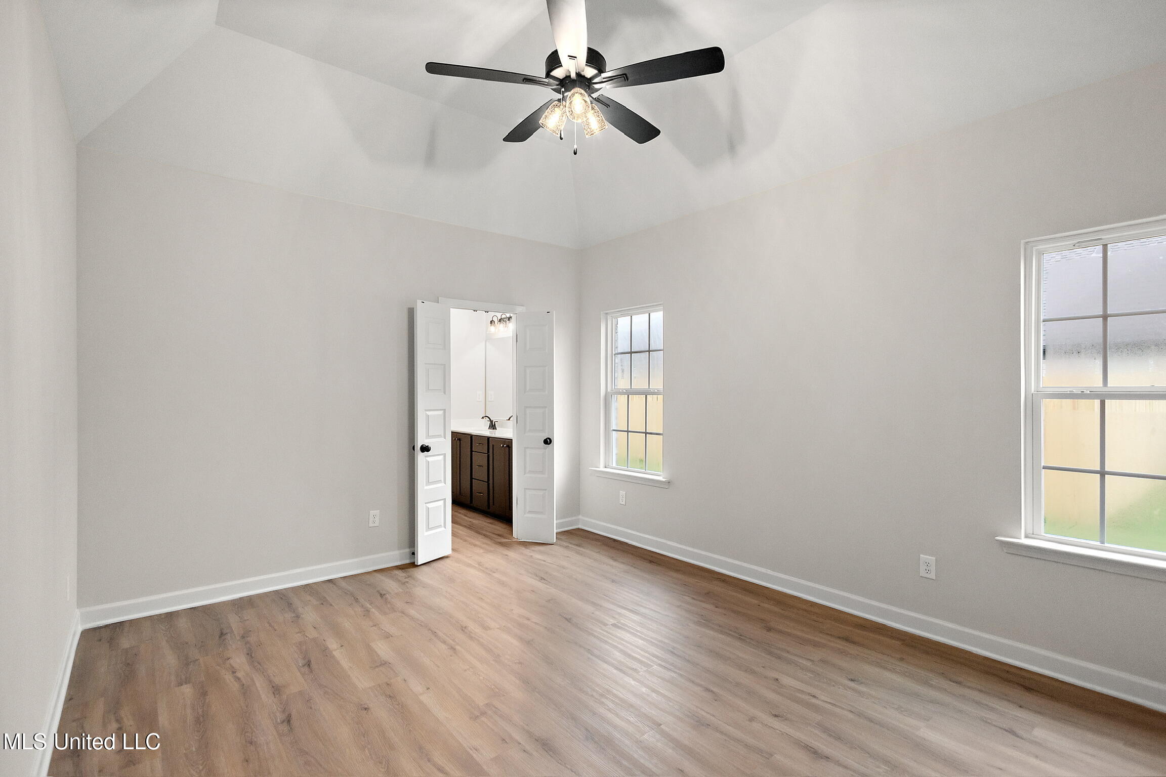 2245 Franklin Drive, Southaven, Mississippi image 14