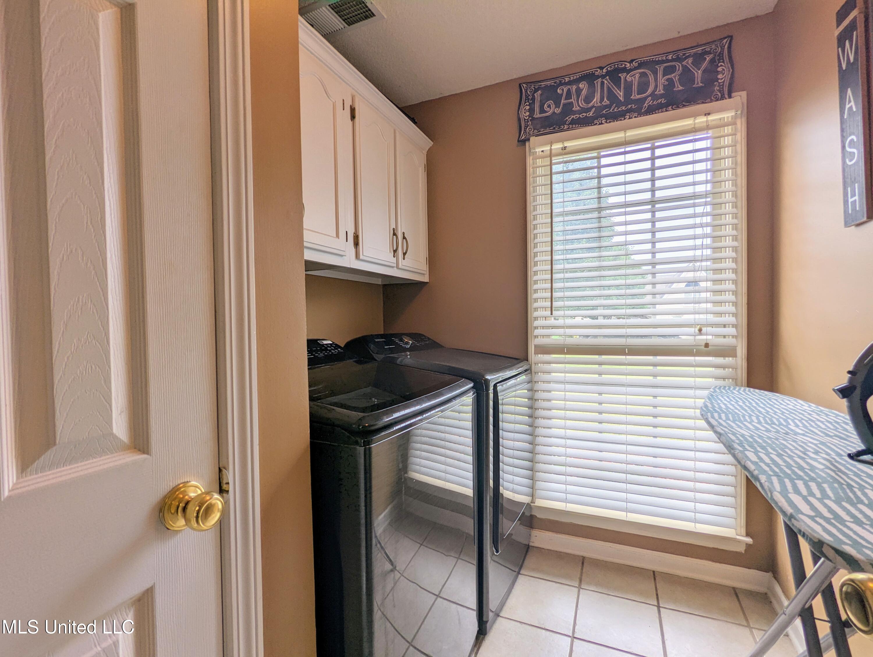 4253 Lakecrest Cove, Olive Branch, Mississippi image 31