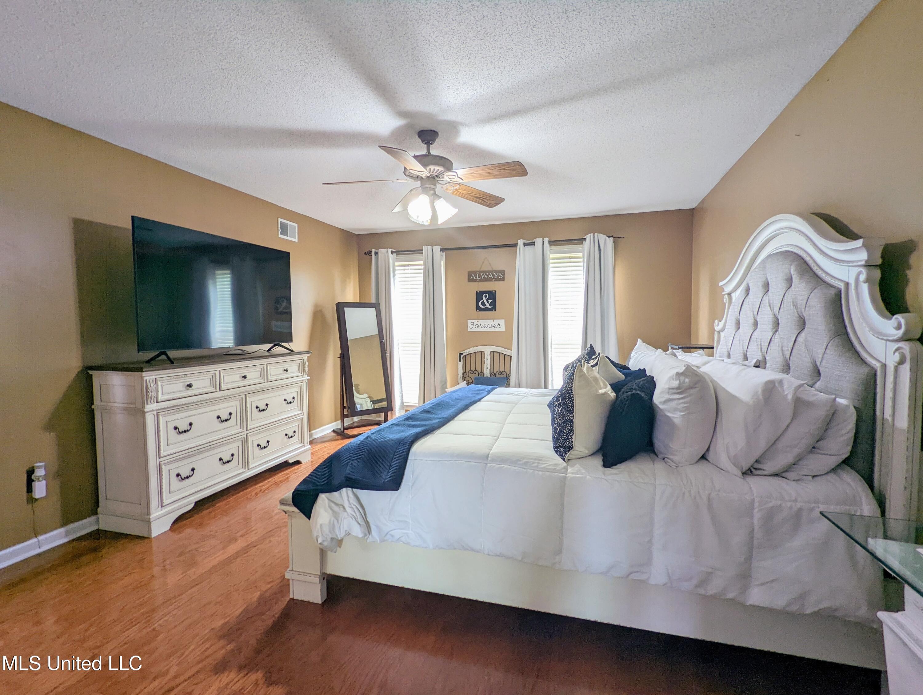 4253 Lakecrest Cove, Olive Branch, Mississippi image 18