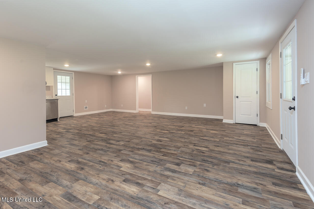 3189 Hernando Road, Holly Springs, Mississippi image 9