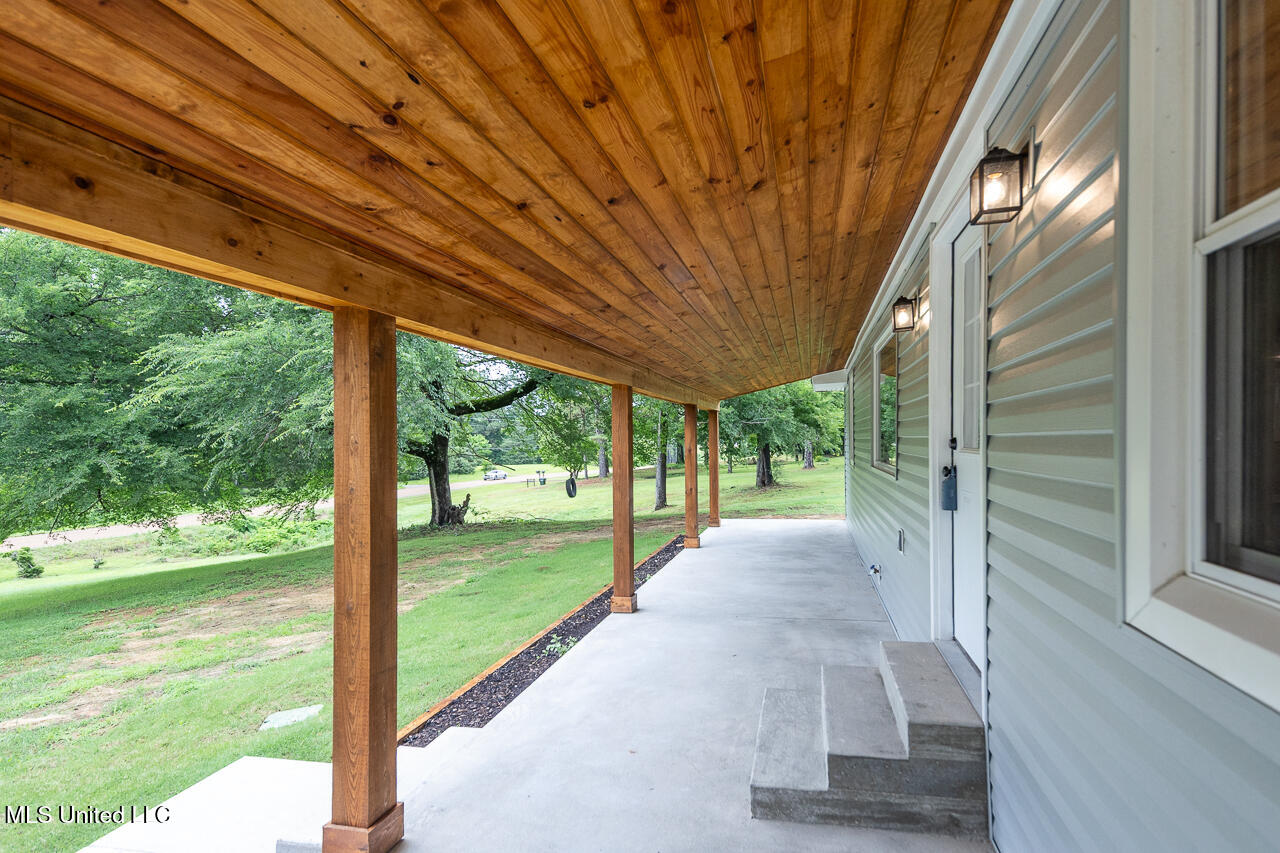 3189 Hernando Road, Holly Springs, Mississippi image 8