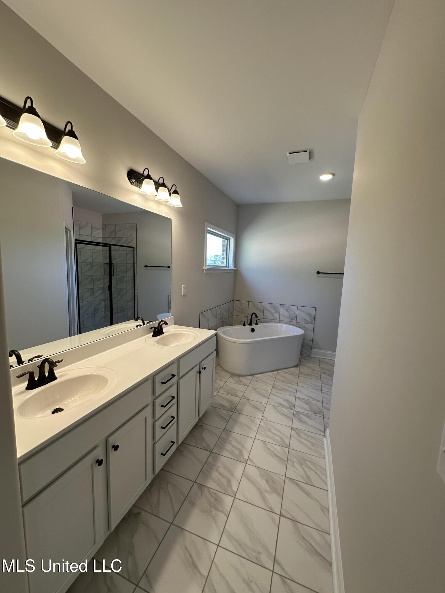 904 Andys Way, Hernando, Mississippi image 10