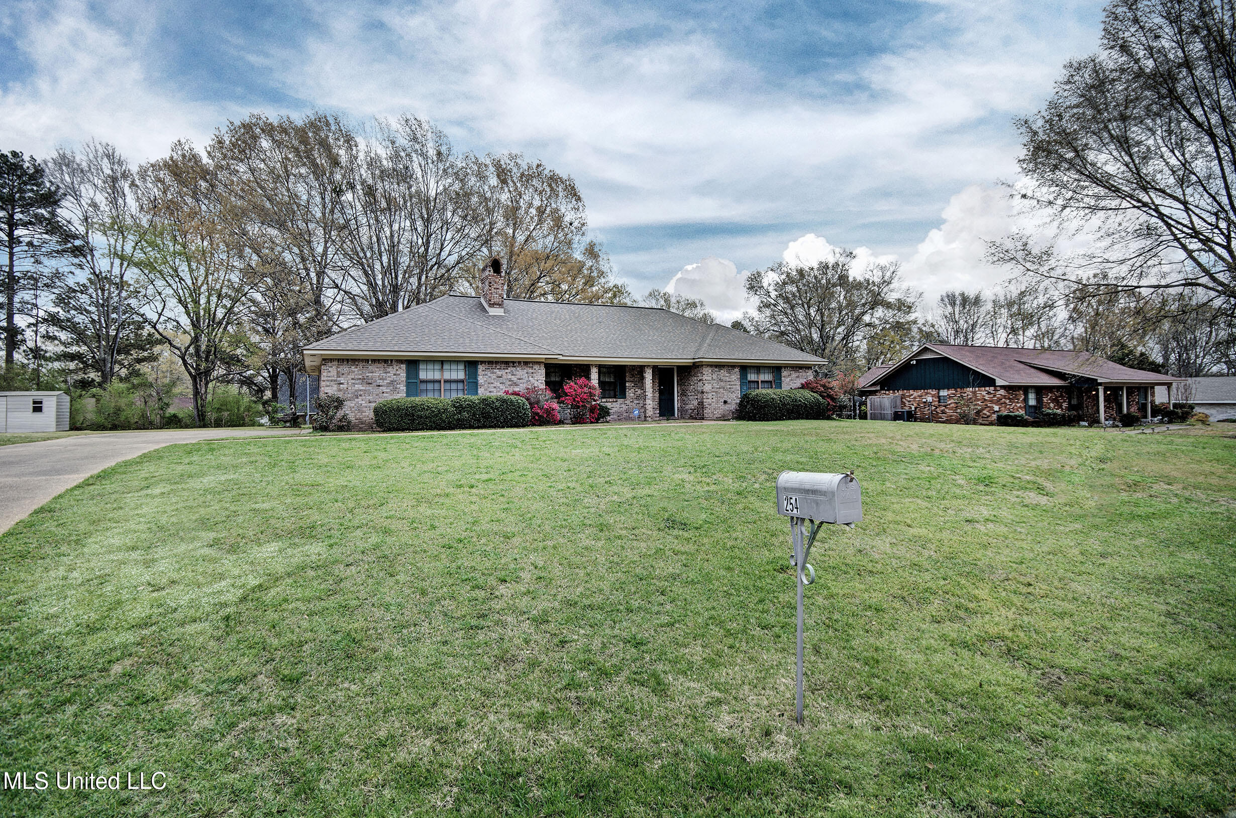 254 Western Hills Drive, Jackson, Mississippi image 1