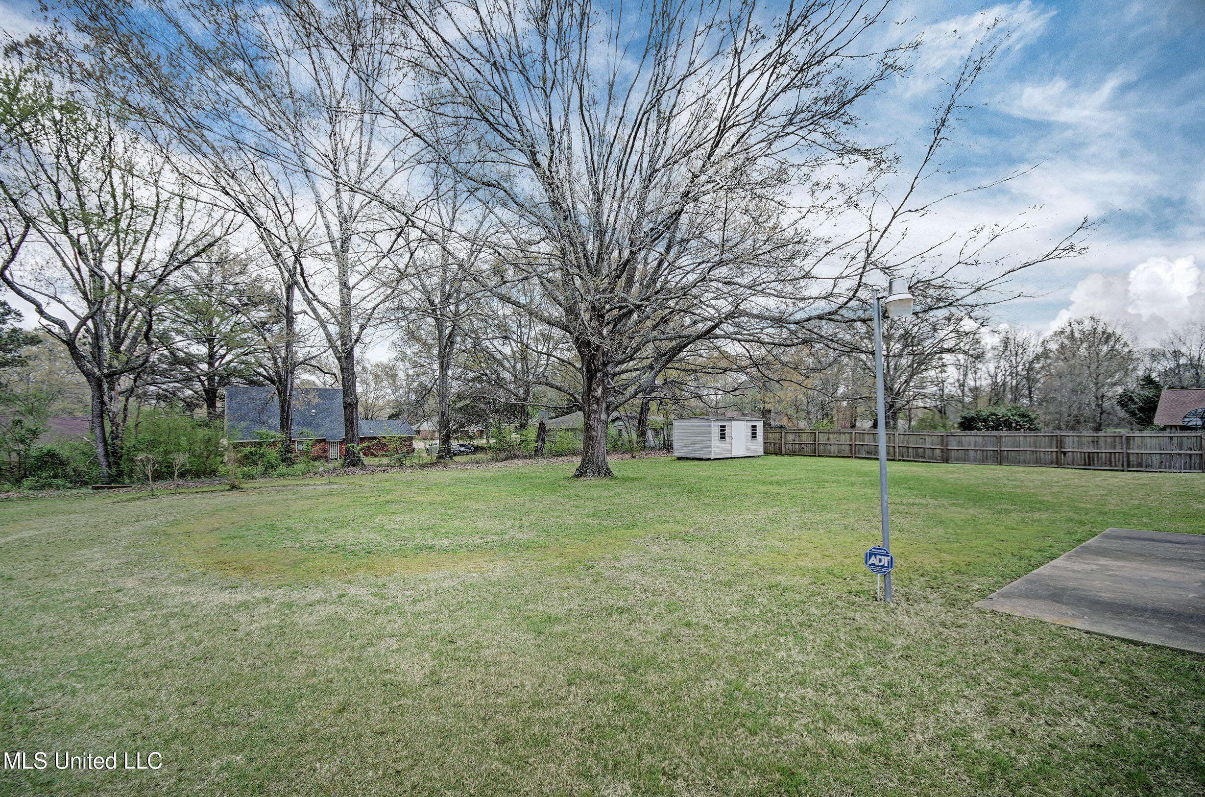 254 Western Hills Drive, Jackson, Mississippi image 5