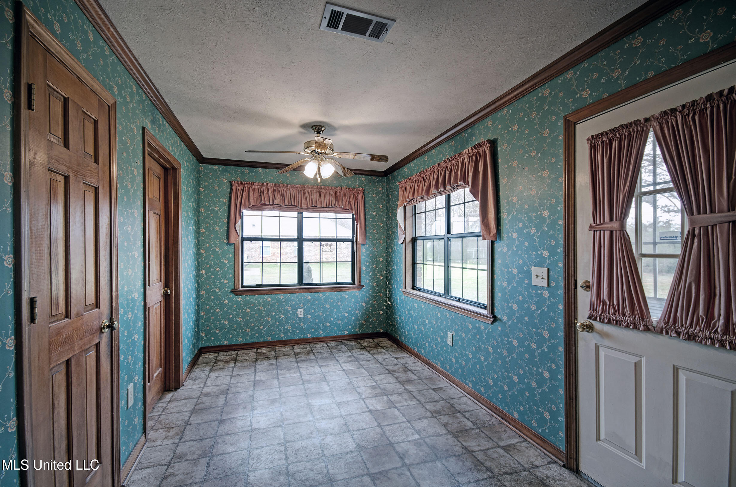 254 Western Hills Drive, Jackson, Mississippi image 19