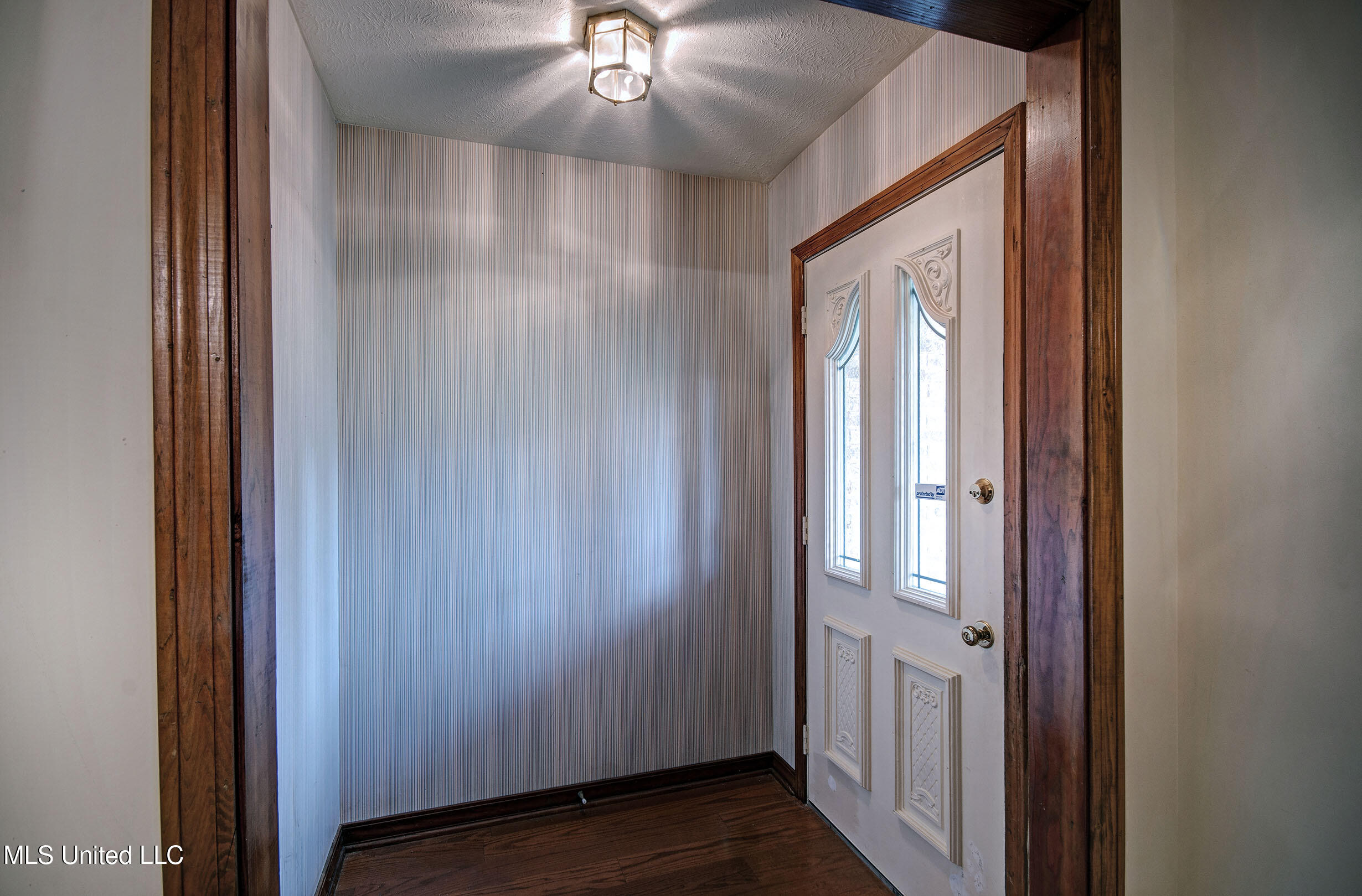 254 Western Hills Drive, Jackson, Mississippi image 7