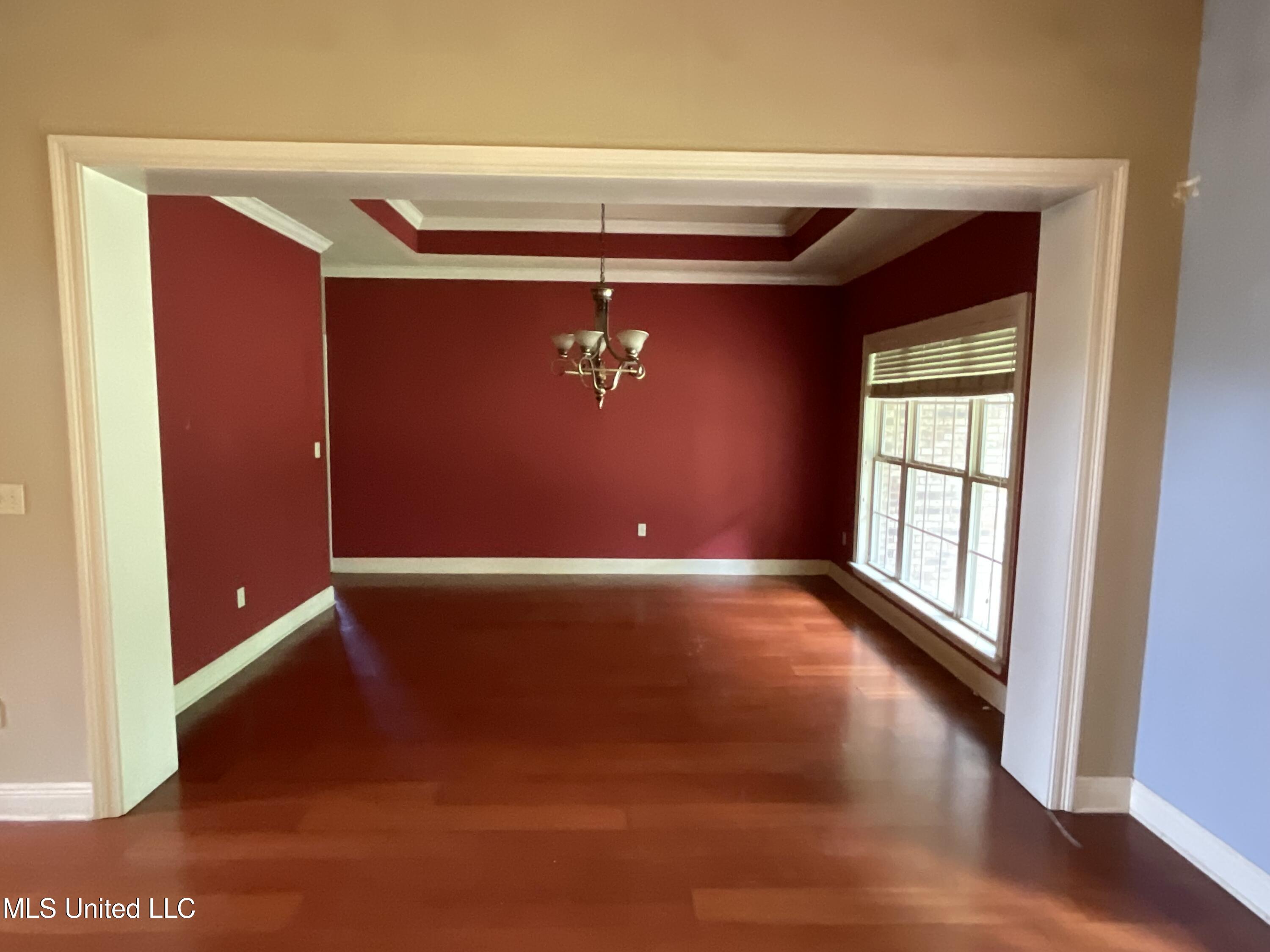 221 Pearlie Owens Drive, Byram, Mississippi image 4