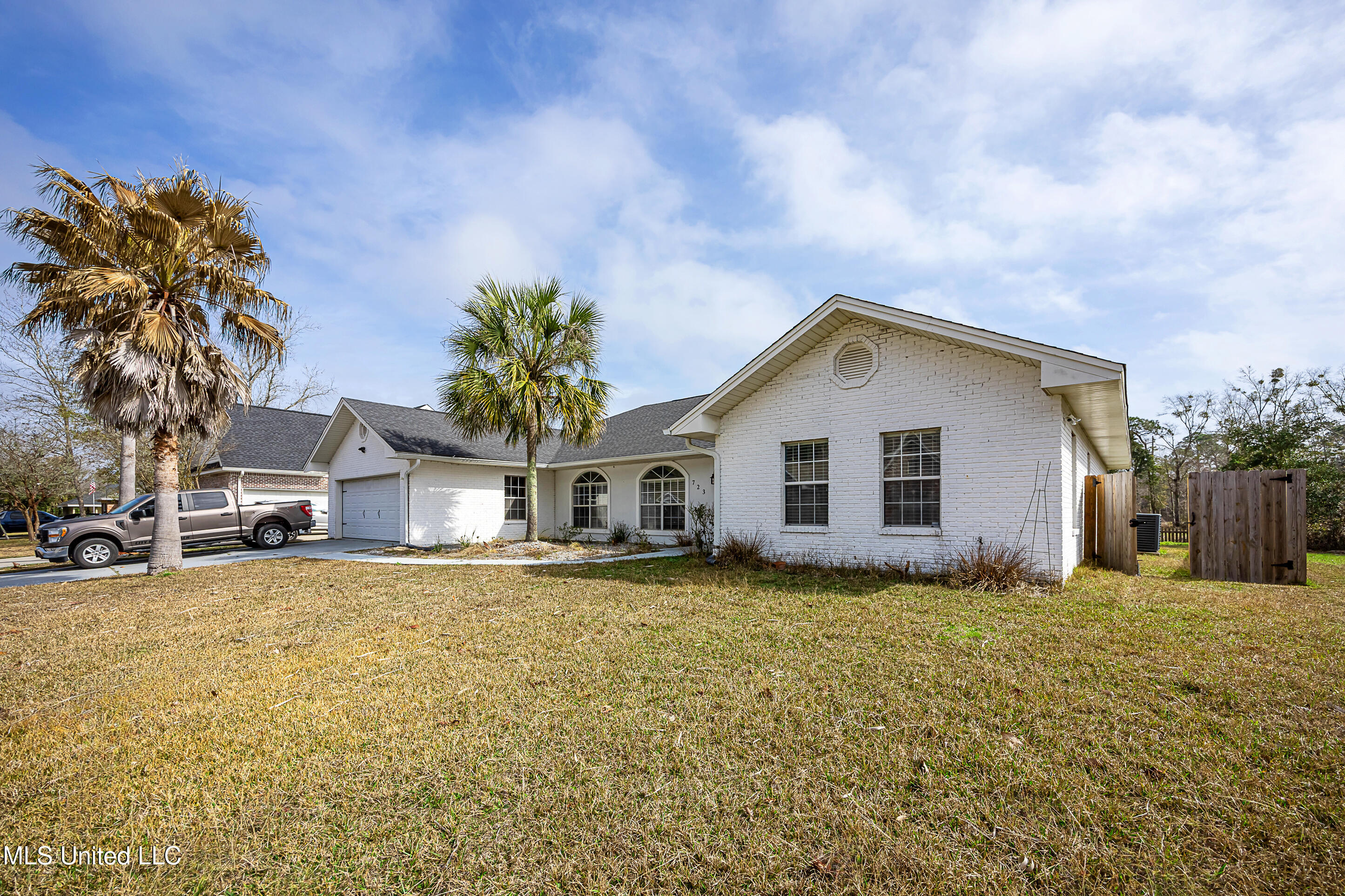 723 Old Savannah Drive, Long Beach, Mississippi image 3