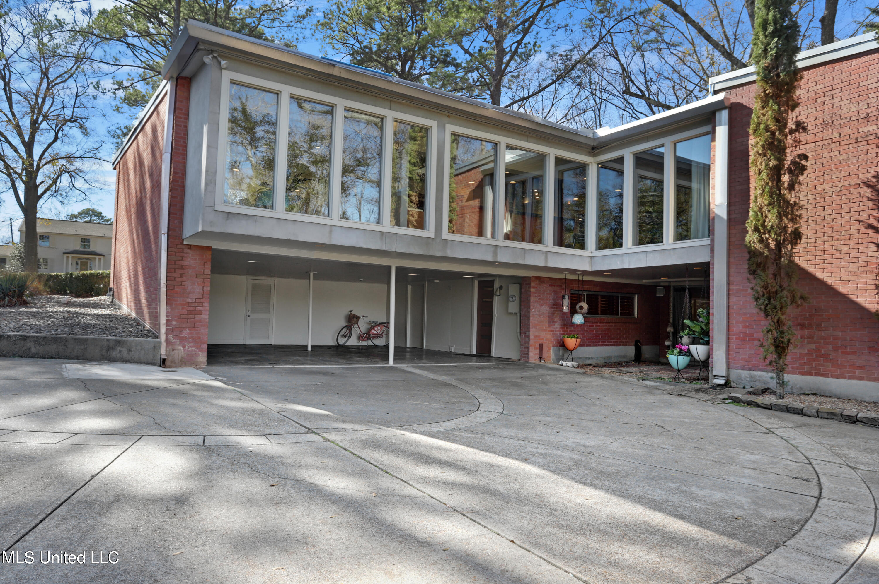 326 Glenway Drive, Jackson, Mississippi image 34