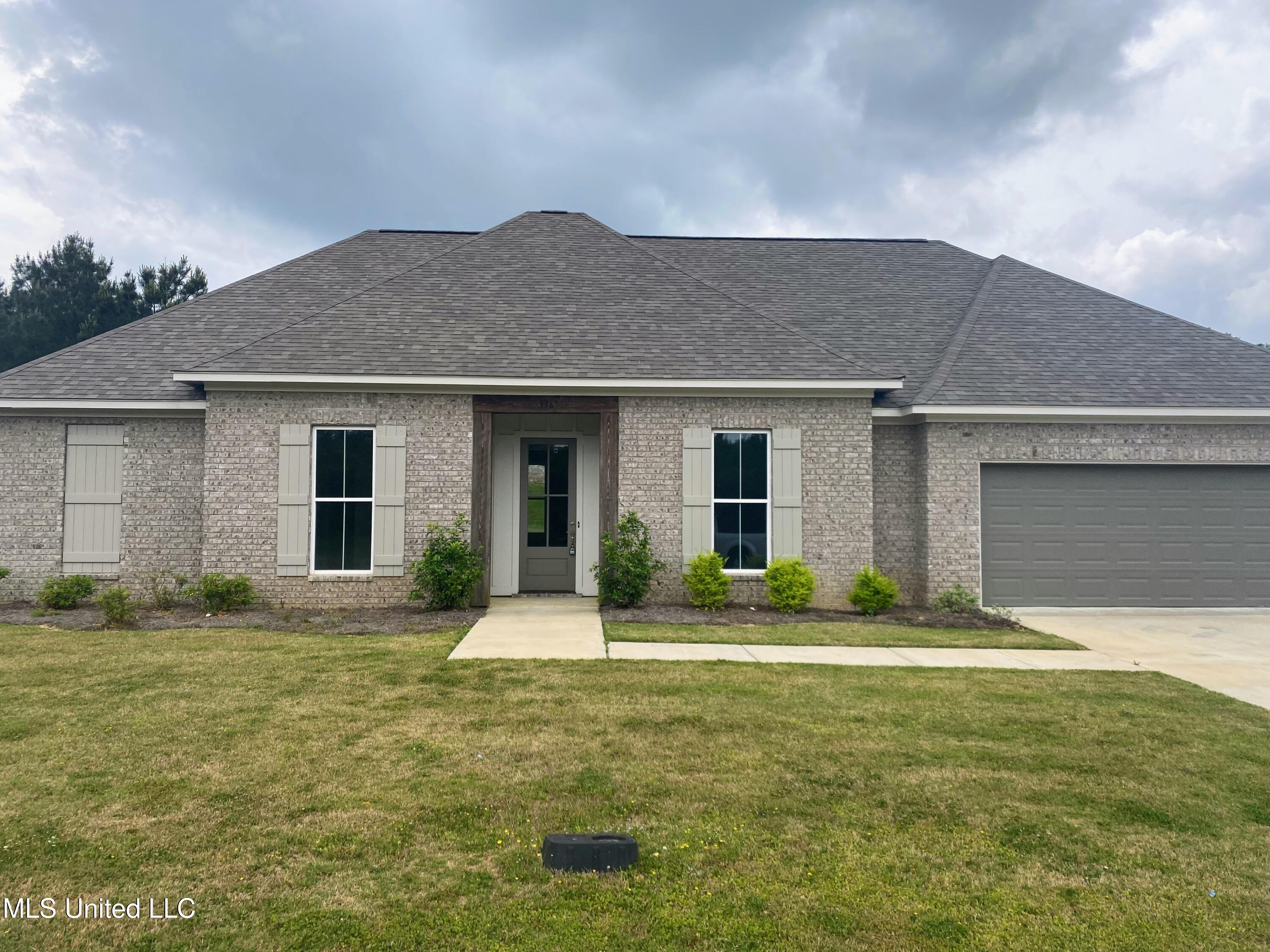 136 Rockbridge Crossing, Clinton, Mississippi image 1