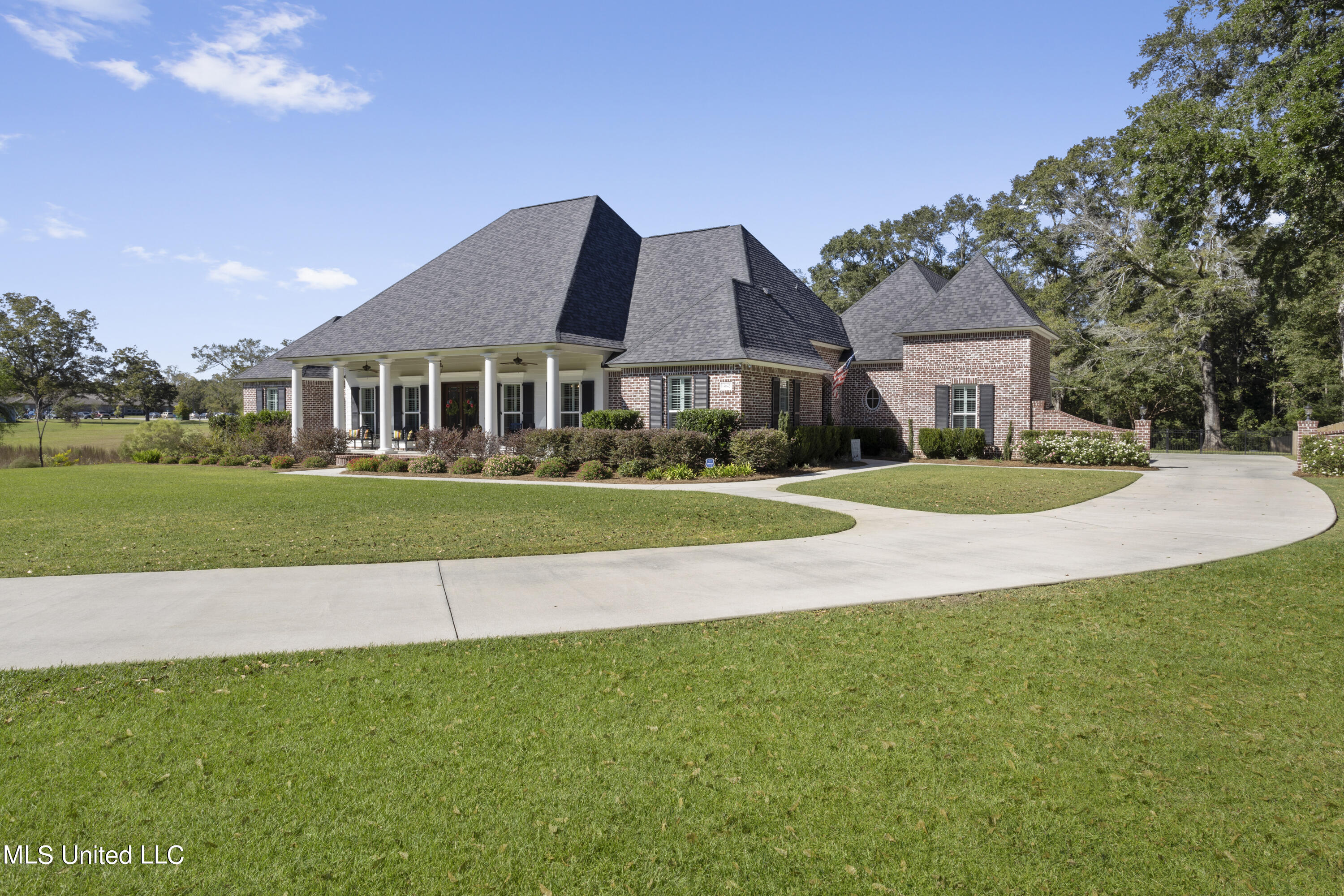 14642 N Swan Road, Gulfport, Mississippi image 2