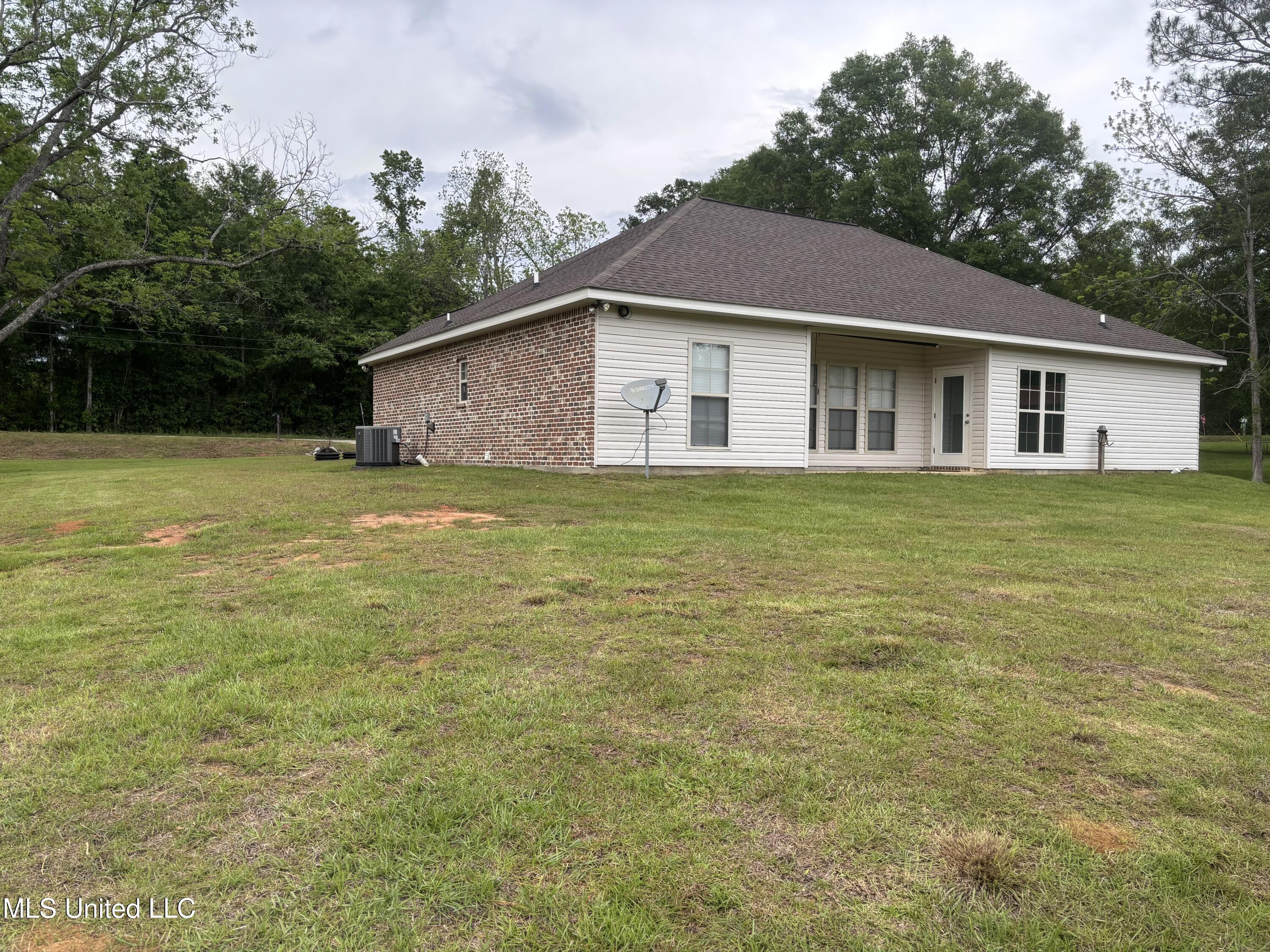 17 Camellia Road, Carriere, Mississippi image 7