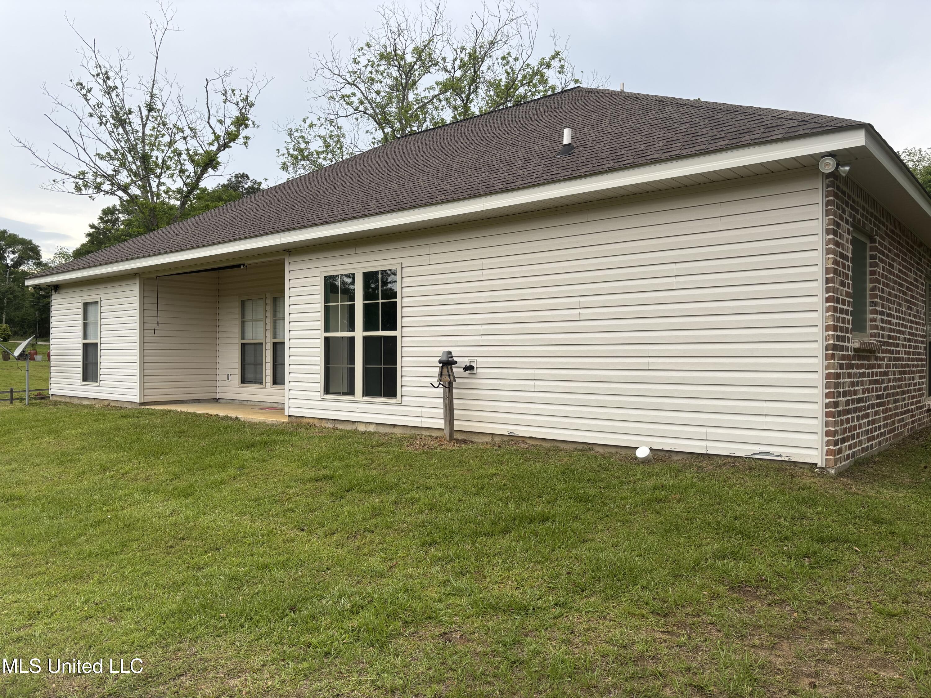 17 Camellia Road, Carriere, Mississippi image 6