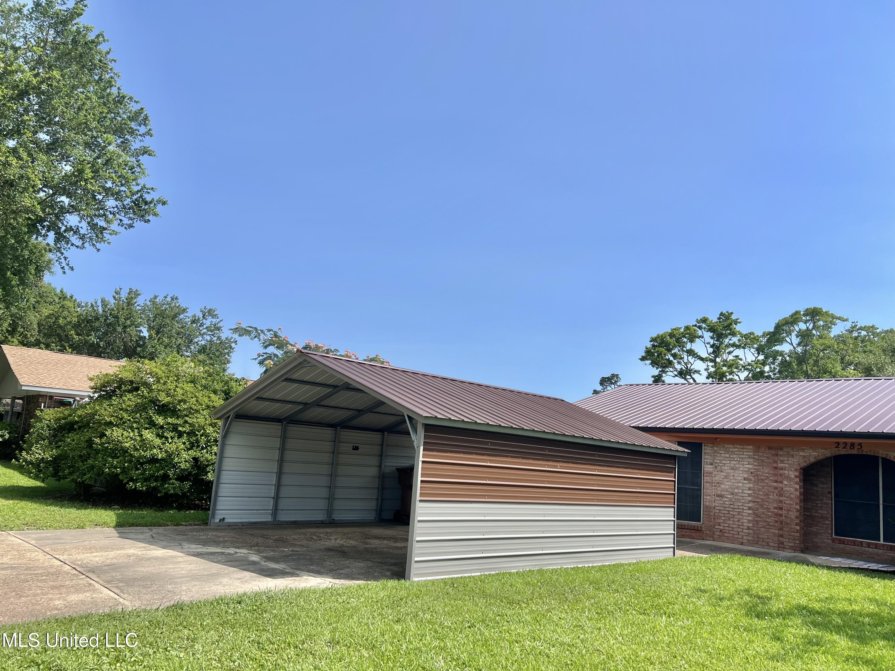 2285 Harkness Court, Biloxi, Mississippi image 3
