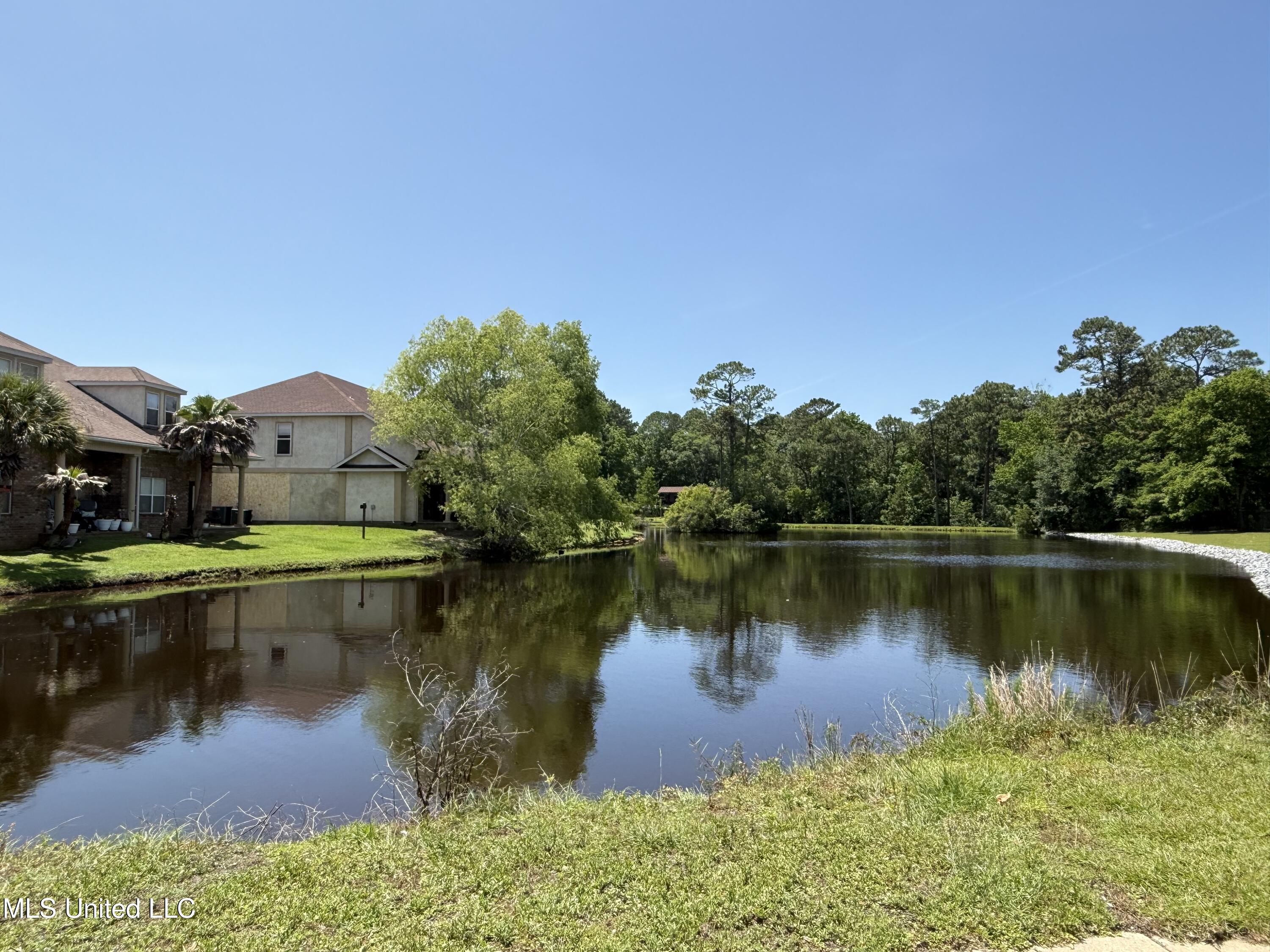 42 Lakeview Drive, Ocean Springs, Mississippi image 29