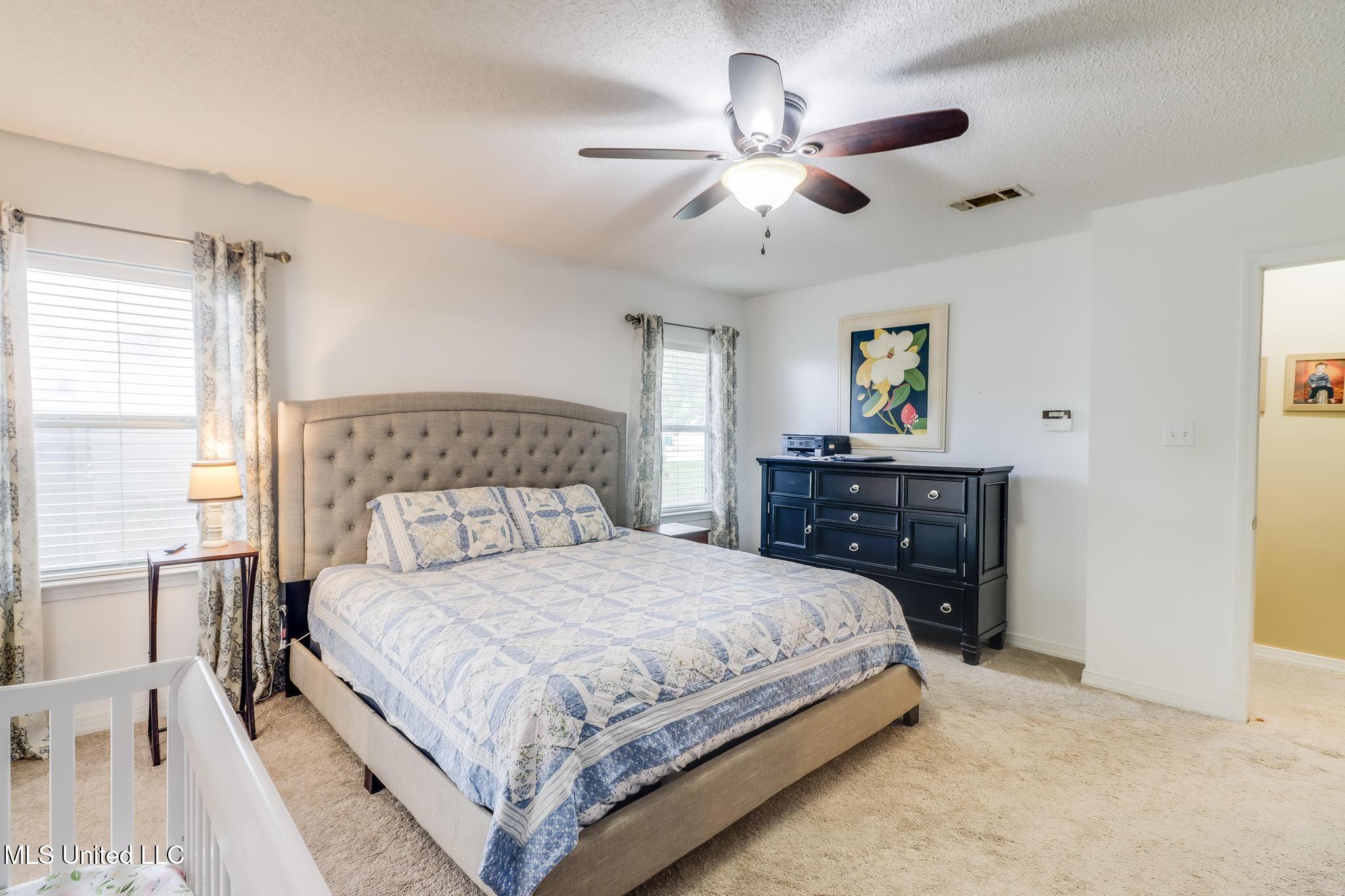 42 Lakeview Drive, Ocean Springs, Mississippi image 13