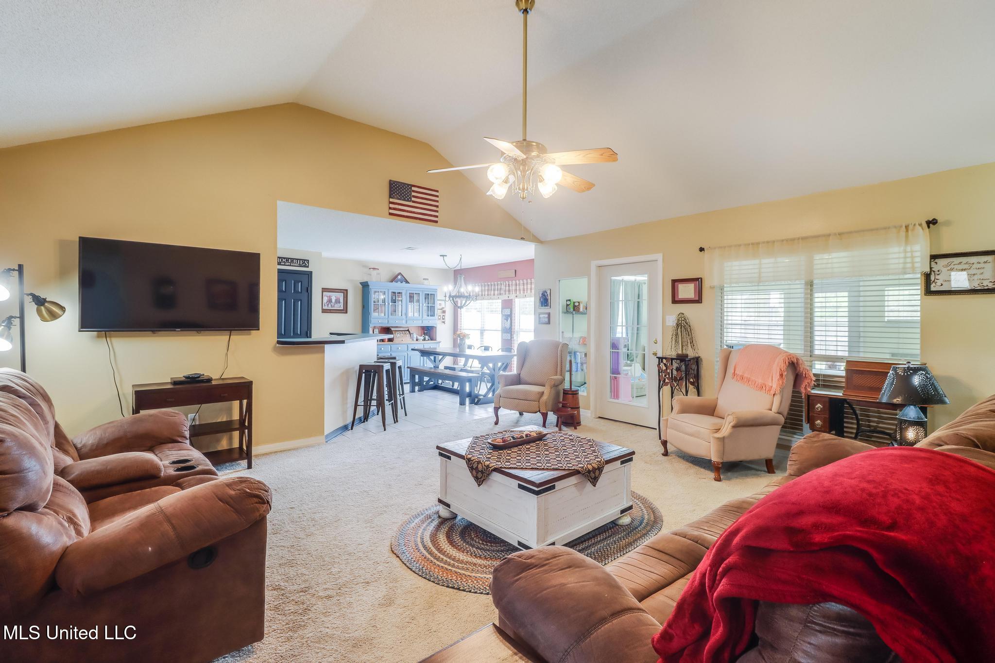 42 Lakeview Drive, Ocean Springs, Mississippi image 4