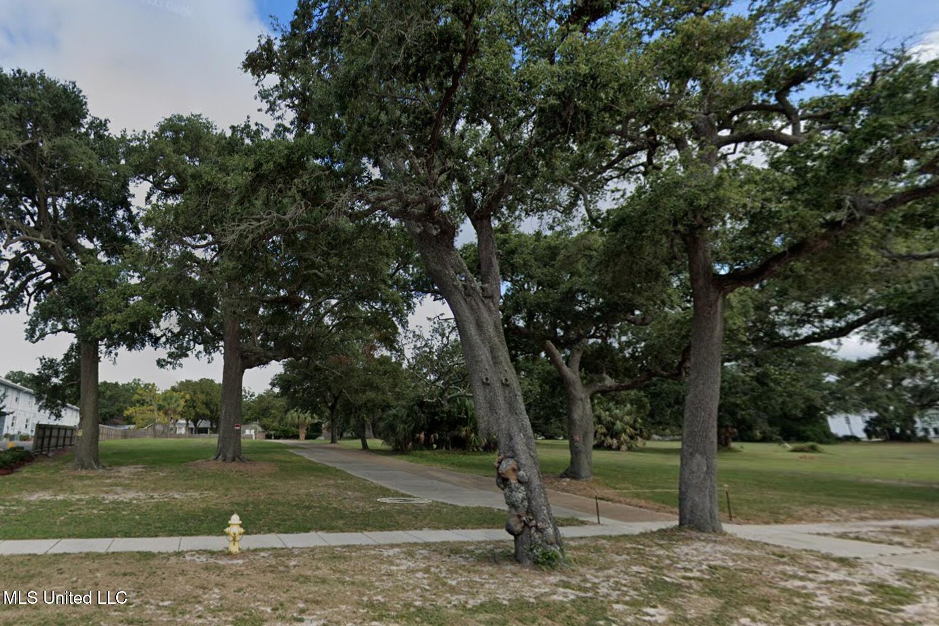 1274 Beach Boulevard, Biloxi, Mississippi image 1
