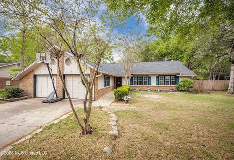 Homes For Sale - 3506 King George Street<br/> Ocean Springs, MS 39564