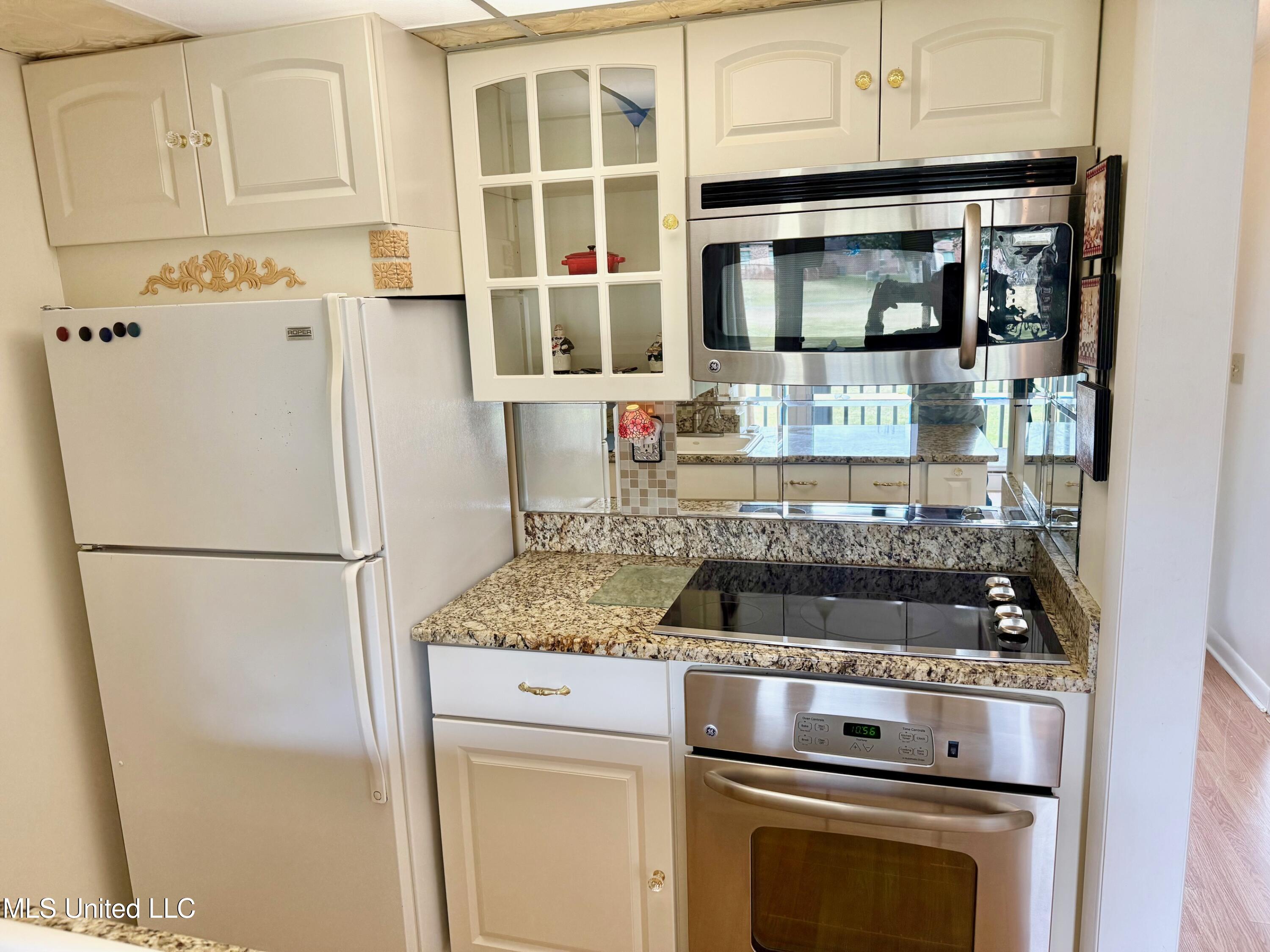 126 Lanai #G, Diamondhead, Mississippi image 9