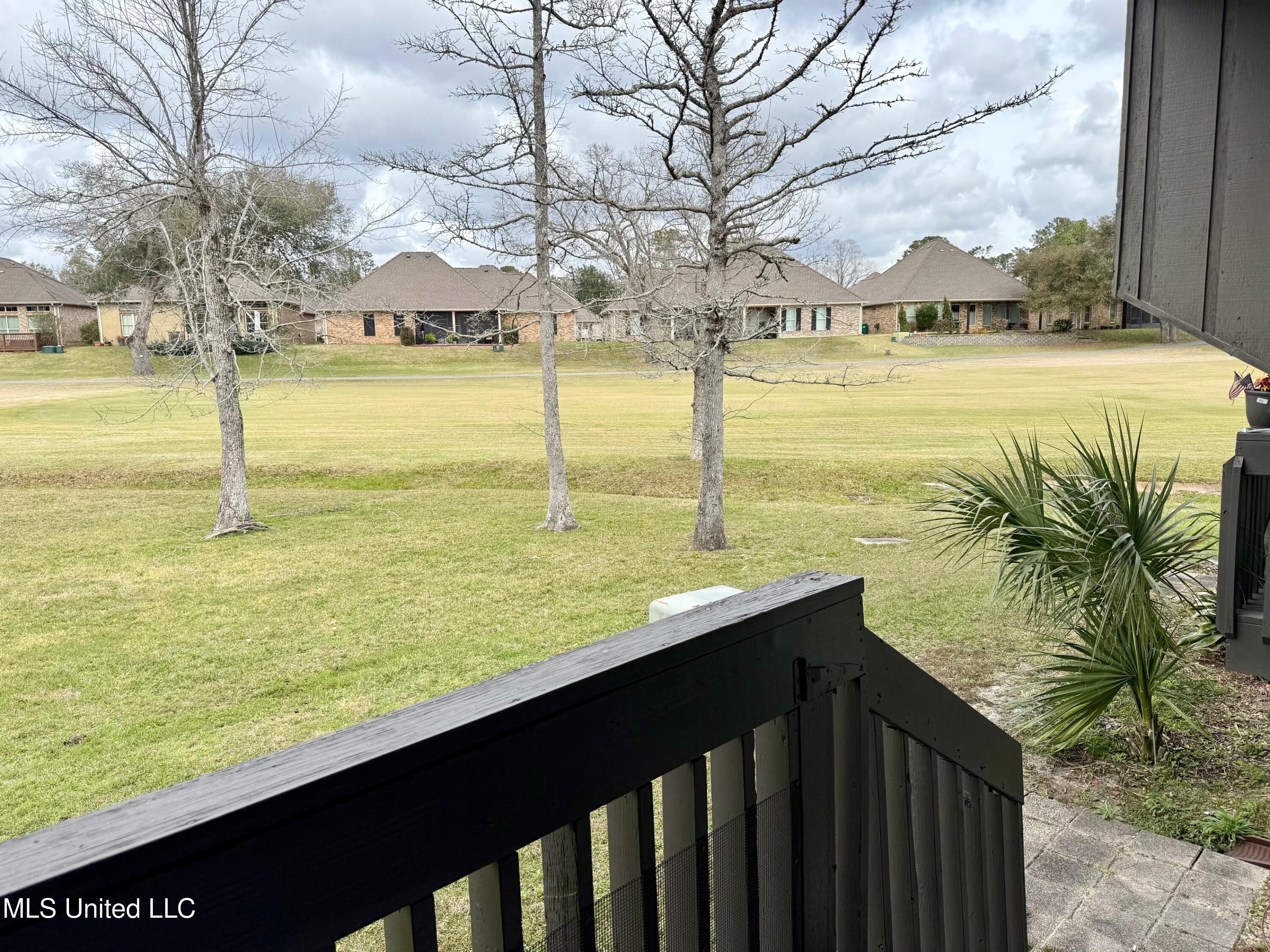 126 Lanai #G, Diamondhead, Mississippi image 10