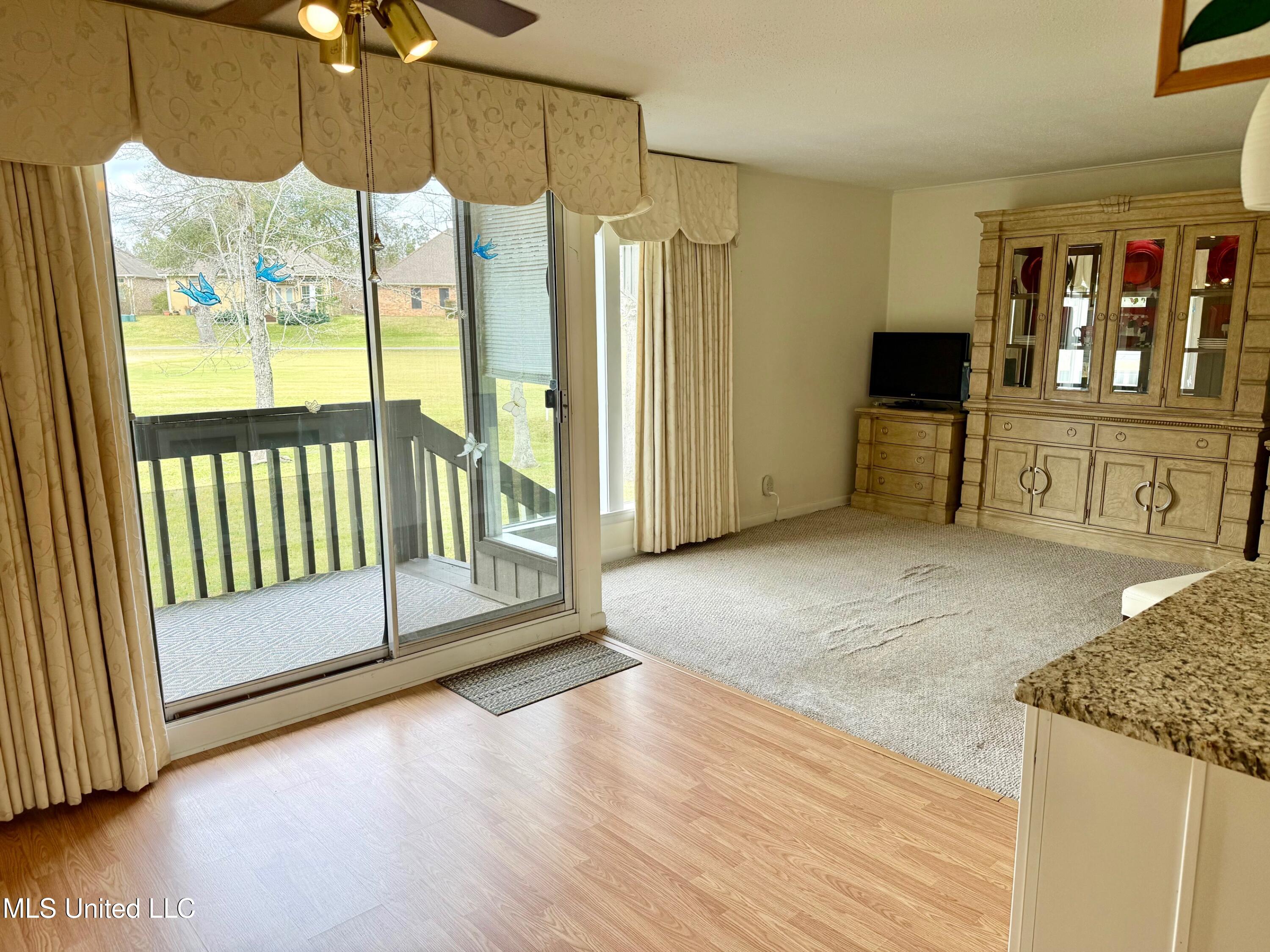 126 Lanai #G, Diamondhead, Mississippi image 5