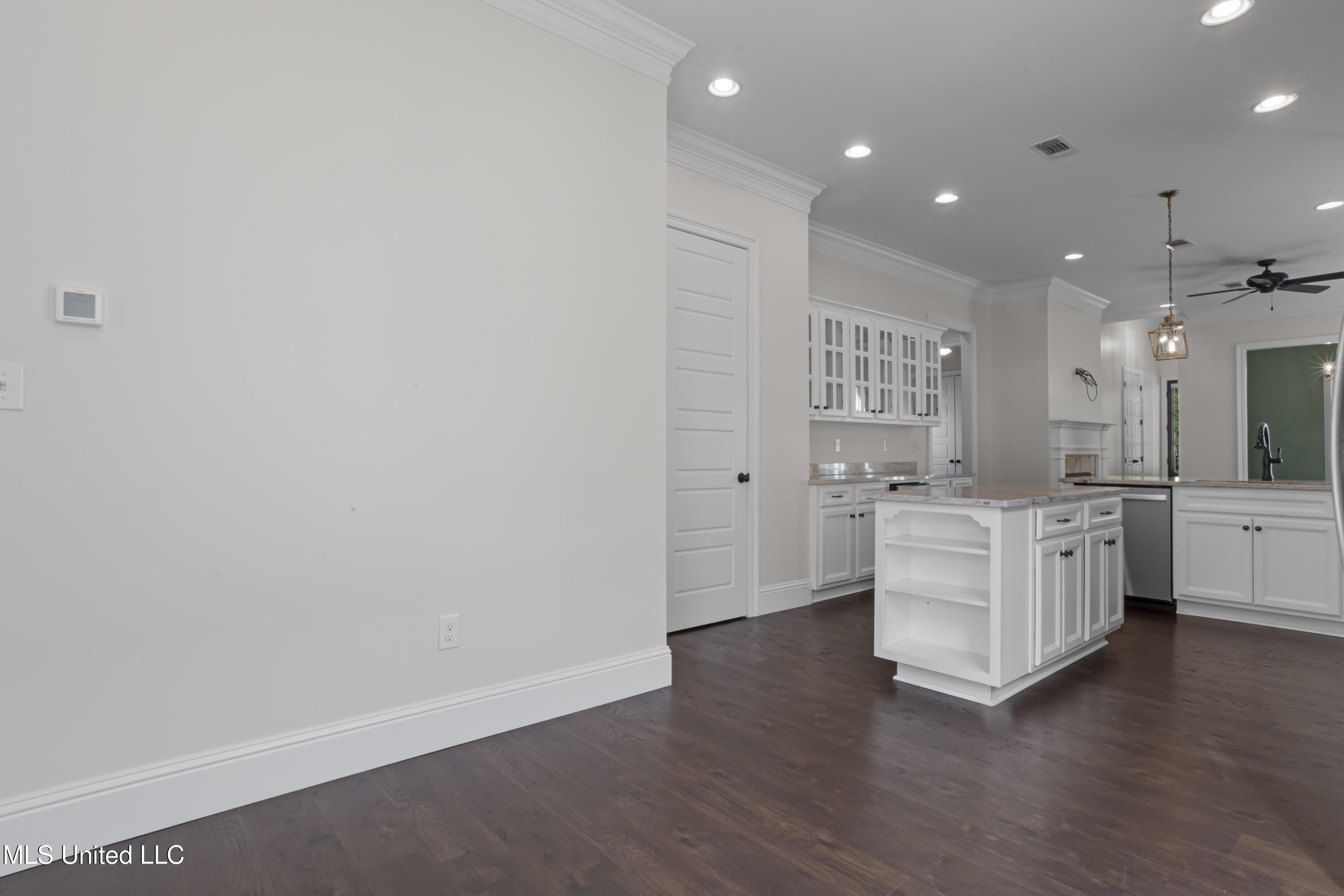 19762 Lexington Drive, Biloxi, Mississippi image 25