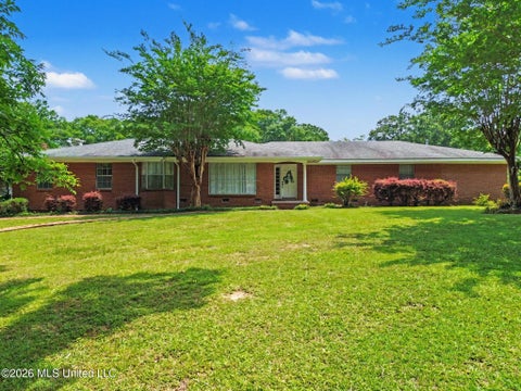 Homes For Sale - 810 E College Avenue<br/> Wiggins, MS 39577