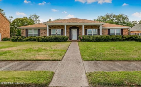 Homes For Sale - 1301 Heidenheim Street<br/> Pascagoula, MS 39581