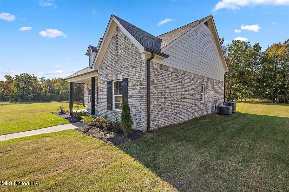 3128 Meadows Way, Hernando, Mississippi image 4