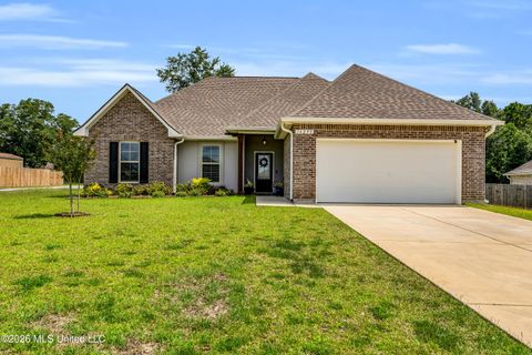 Homes For Sale - 14295 Swan Ridge Circle<br/> Harrison County, Gulfport, MS 39503