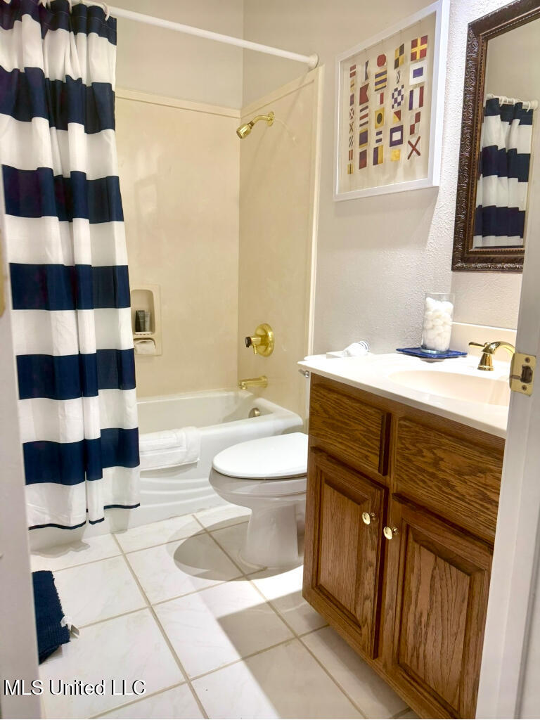 15214 Royal Street, Gulfport, Mississippi image 13