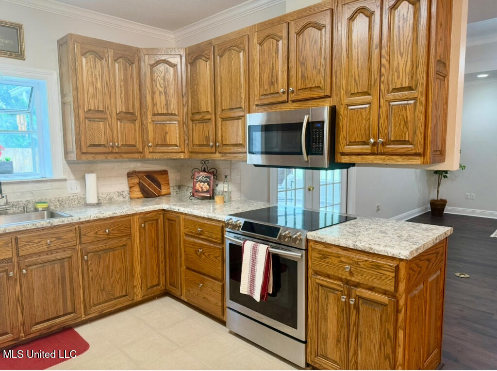15214 Royal Street, Gulfport, Mississippi image 9