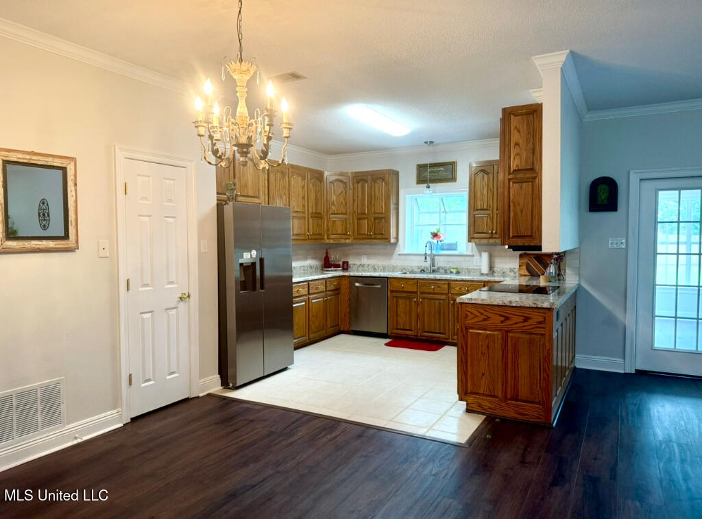 15214 Royal Street, Gulfport, Mississippi image 7