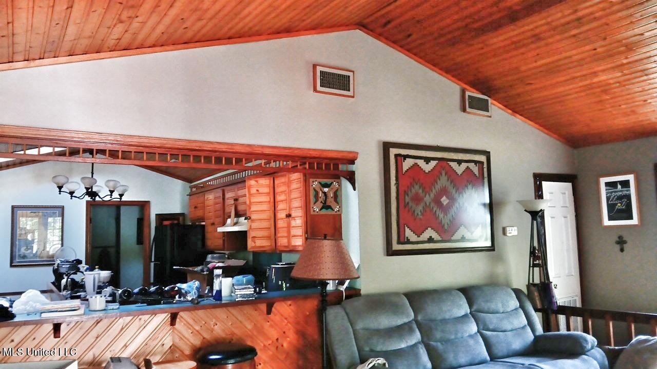 410 Turner Street, Waveland, Mississippi image 3