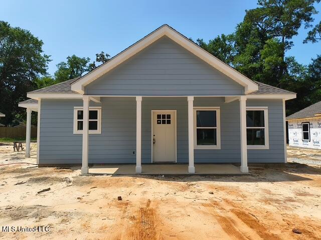 3121 Seahorse Road, Gautier, Mississippi image 1