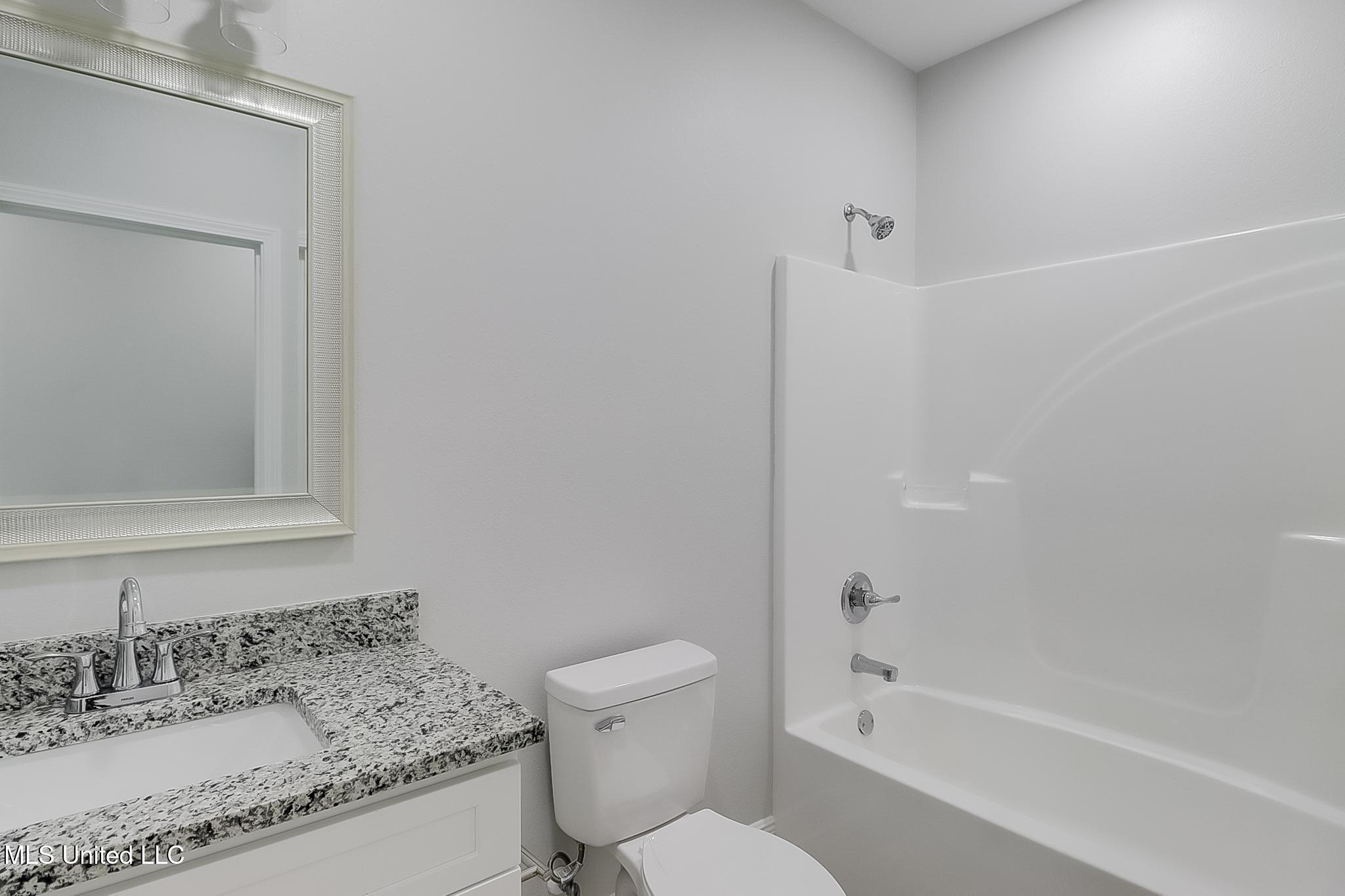 3121 Seahorse Road, Gautier, Mississippi image 15