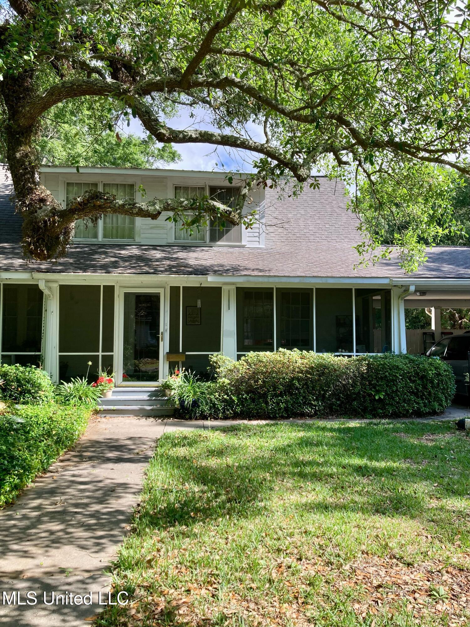 1003 Grant Avenue, Pascagoula, Mississippi image 2