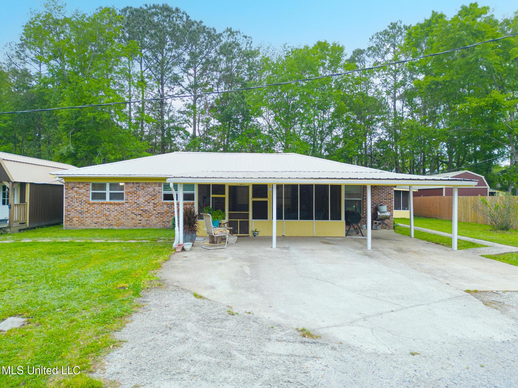 8301 Sherbrook Street, Moss Point, Mississippi image 5