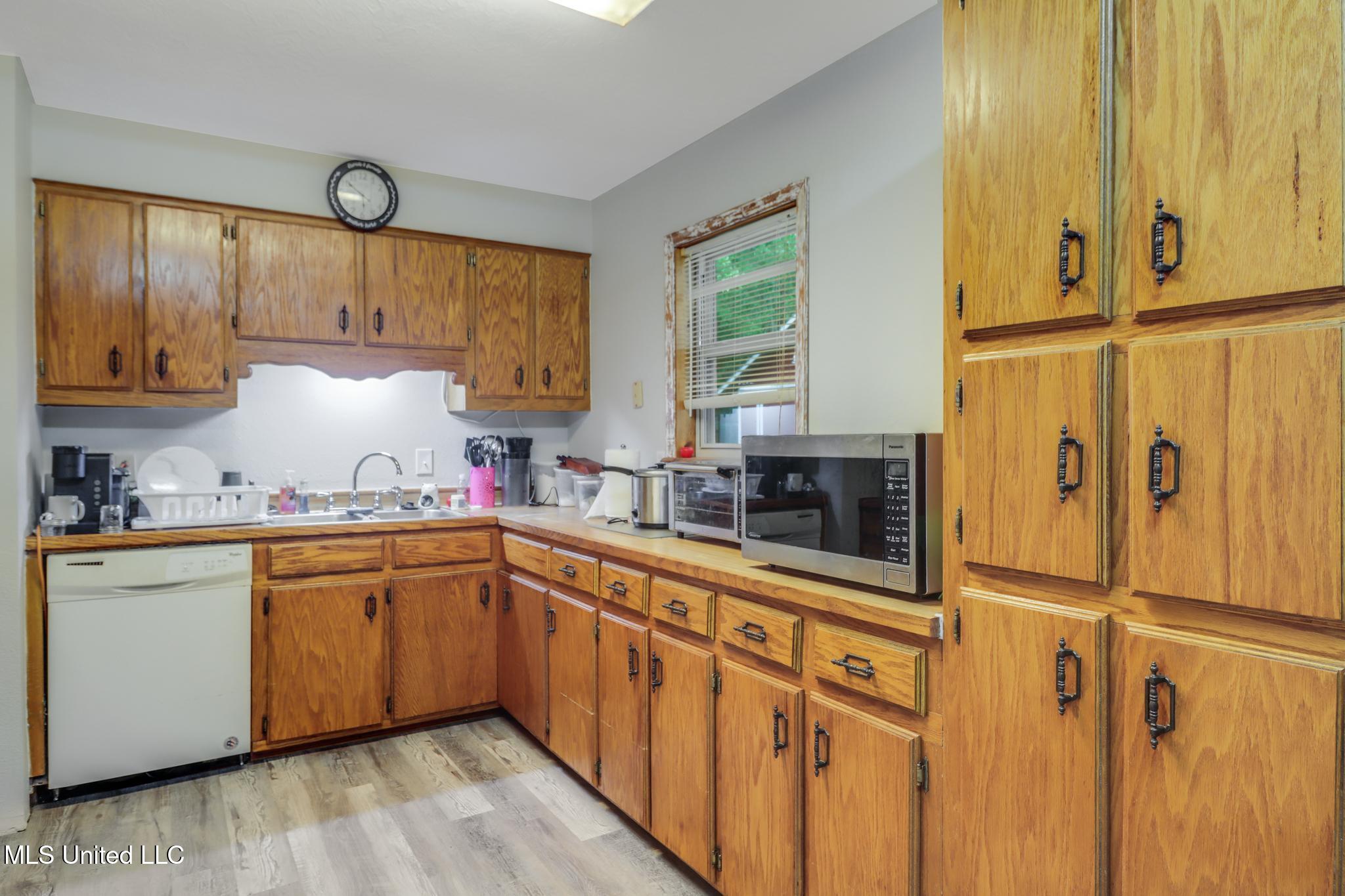 8301 Sherbrook Street, Moss Point, Mississippi image 14