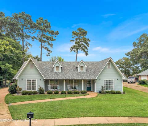 Homes For Sale - 208 Boxwood Circle<br/> Brandon, MS 39047